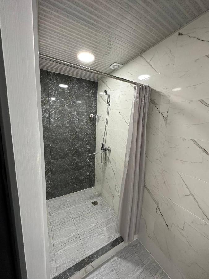 Hotel Sevinch Tashkent Luaran gambar